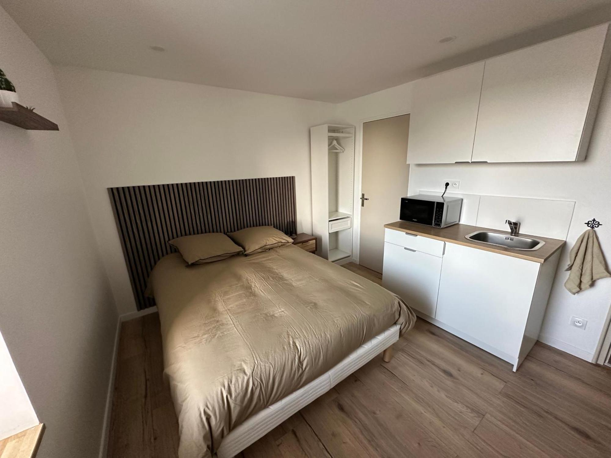 Le Qg Aparthotel Codolet Bagian luar foto